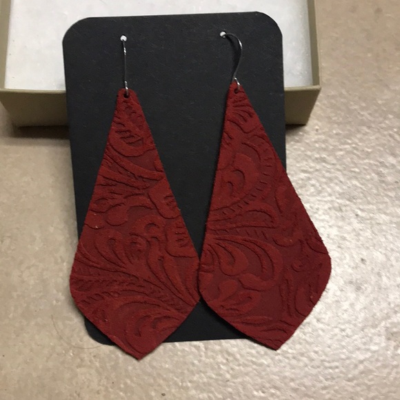 Leather earrings - Picture 1 of 1